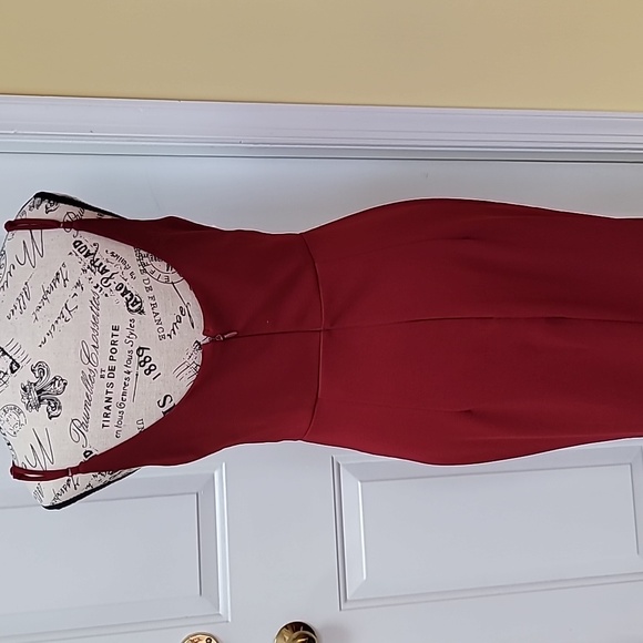 Formal Wine Red Gown - Picture 3 of 8